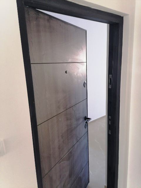 Stan na prodaju u Beogradu, Ledine, trosoban, 53m2, cena 103960 evra