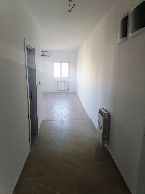 Stan na prodaju u Beogradu, Ledine, trosoban, 53m2, cena 103960 evra