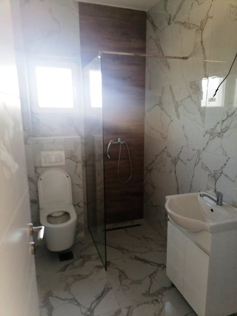 Stan na prodaju u Beogradu, Ledine, trosoban, 53m2, cena 103960 evra