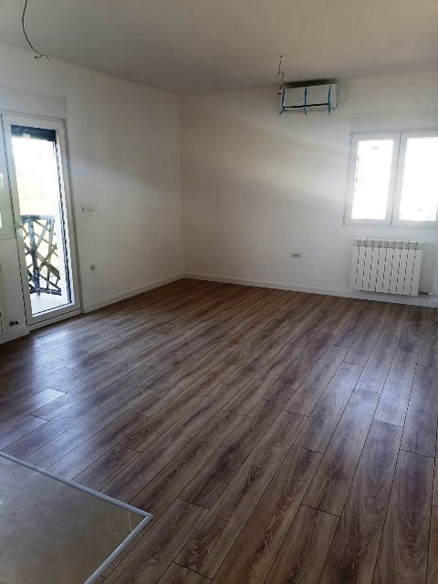 Stan na prodaju u Beogradu, Ledine, trosoban, 53m2, cena 103960 evra