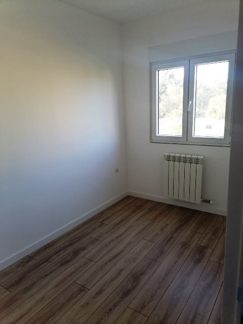 Stan na prodaju u Beogradu, Ledine, trosoban, 53m2, cena 103960 evra