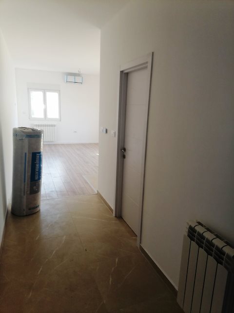 Stan na prodaju u Beogradu, Ledine, dvosoban, 45m2, cena 92250 evra