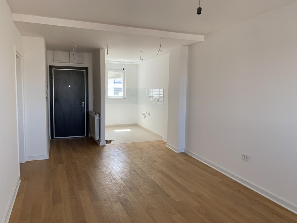 Stan na prodaju u Beogradu, Vukov spomenik, cetvorosoban, 85m2, cena 357000 evra