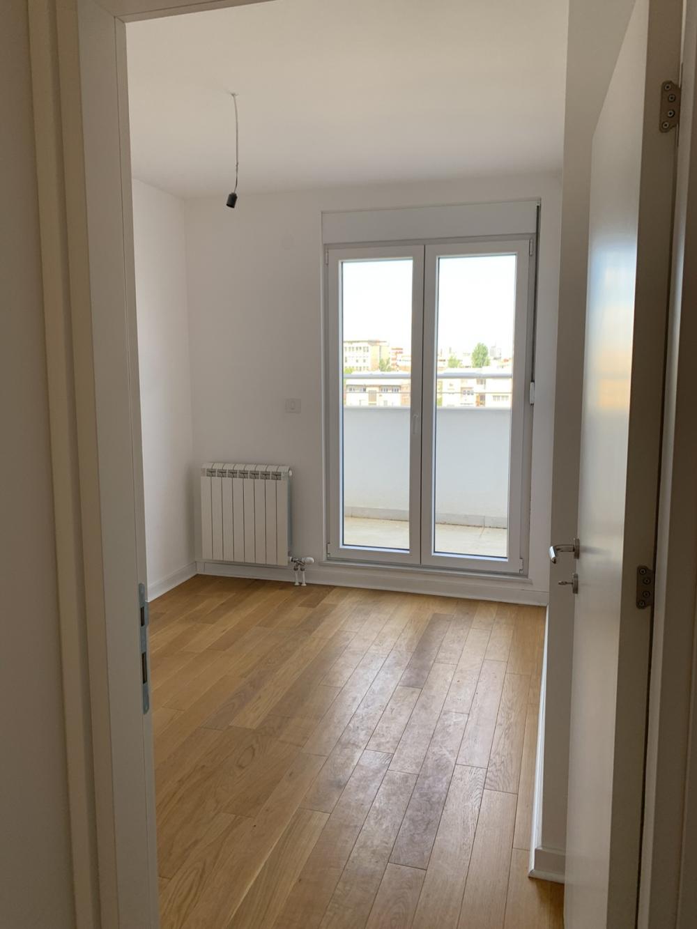 Stan na prodaju u Beogradu, Vukov spomenik, cetvorosoban, 85m2, cena 357000 evra