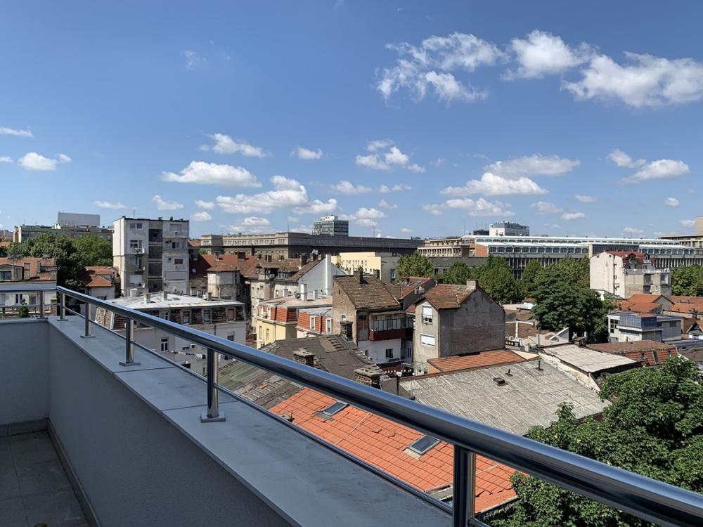 Stan na prodaju u Beogradu, Vukov spomenik, cetvorosoban, 95m2, cena 399000 evra