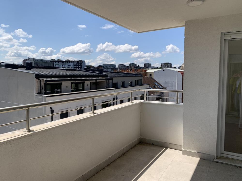 Stan na prodaju u Beogradu, Vukov spomenik, cetvorosoban, 106m2, cena 445200 evra