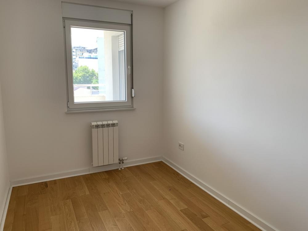 Stan na prodaju u Beogradu, Vukov spomenik, cetvorosoban, 110m2, cena 420000 evra