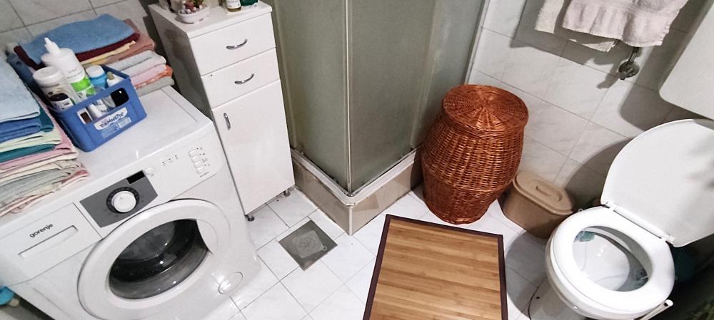 Stan na prodaju u Beogradu, Medaković 3, dvoiposoban, 60m2, cena 182000 evra
