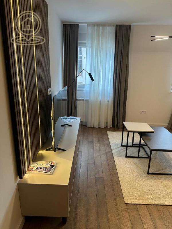 Stan na prodaju u Beogradu, Crveni Krst, dvoiposoban, 62m2, cena 275000 evra