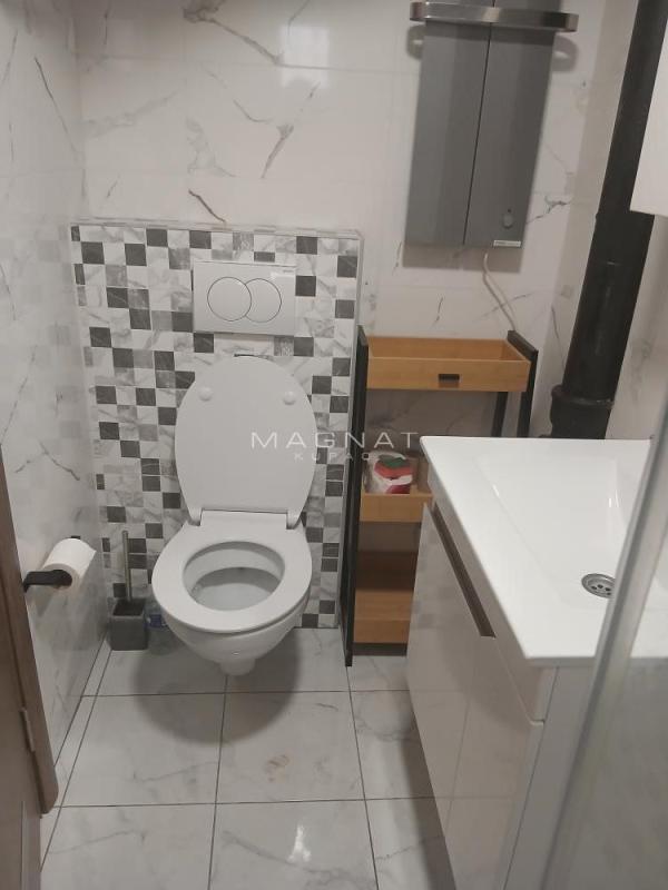 Stan na prodaju u Beogradu, Braće Jerković, jednoiposoban, 32m2, cena 93000 evra