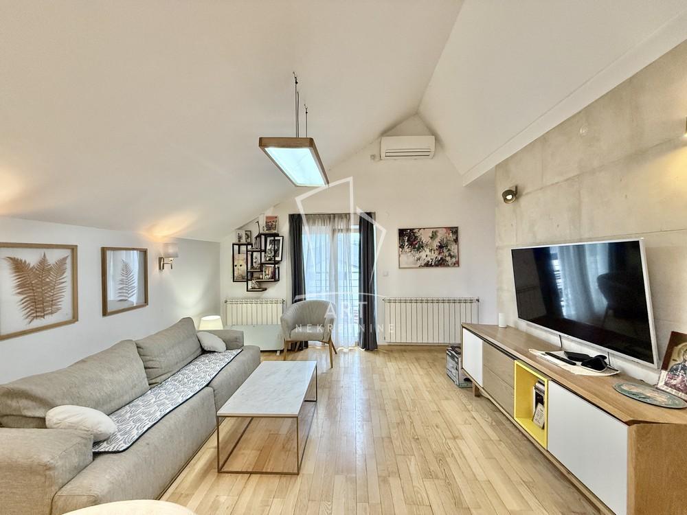 Stan na prodaju u Beogradu, Palilula, cetvorosoban, 84m2, cena 280000 evra