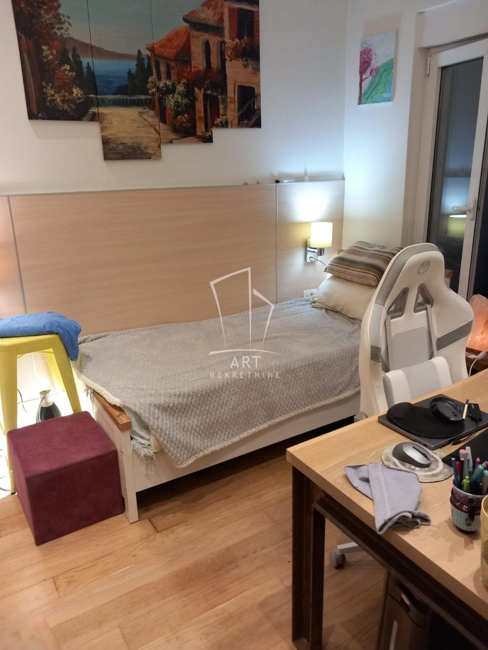 Stan na prodaju u Beogradu, Banovo brdo, jednosoban, 51m2, cena 200000 evra