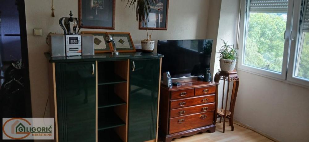 Stan na prodaju u Beogradu, Voždovac, dvoiposoban, 47m2, cena 157400 evra