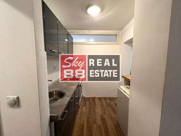 Stan na prodaju u Beogradu, Vračar, dvosoban, 43m2, cena 190000 evra