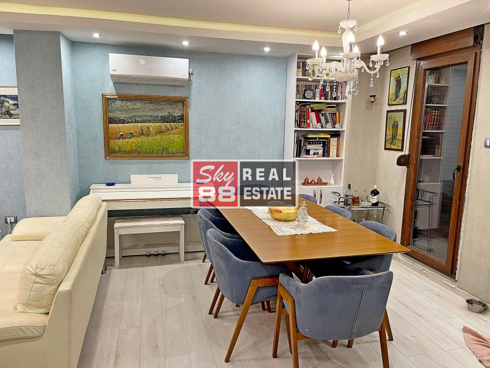 Stan na prodaju u Beogradu, Senjak, troiposoban, 100m2, cena 458000 evra