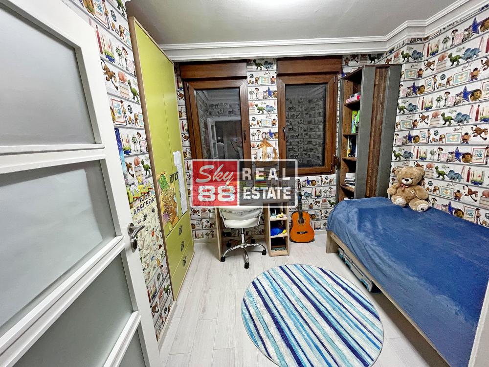 Stan na prodaju u Beogradu, Senjak, troiposoban, 100m2, cena 458000 evra