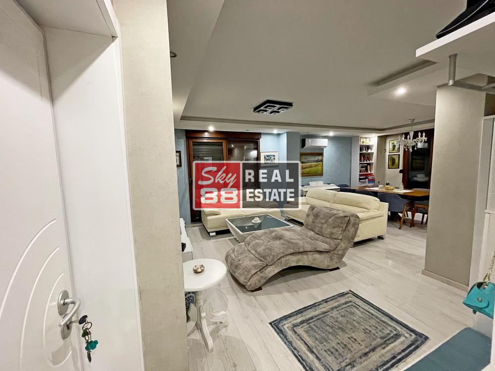 Stan na prodaju u Beogradu, Senjak, troiposoban, 100m2, cena 458000 evra