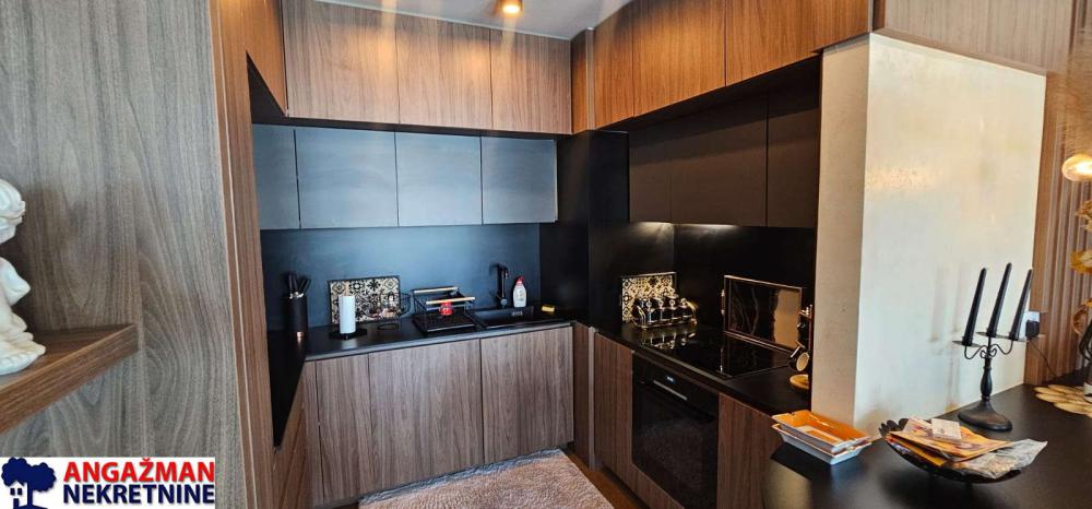 Stan na prodaju u Beogradu, Novi Beograd, dvosoban, 61m2, cena 460000 evra