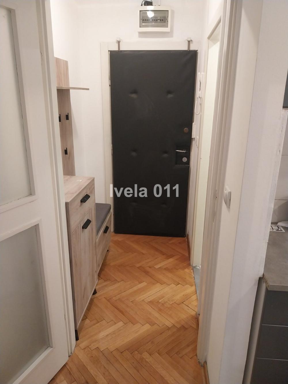 Stan na prodaju u Beogradu, Vračar, dvosoban, 43m2, cena 190000 evra
