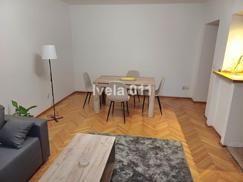 Stan na prodaju u Beogradu, Vračar, dvosoban, 43m2, cena 190000 evra