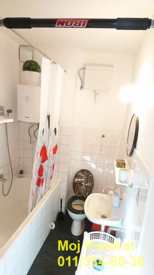 Stan na prodaju u Beogradu, Beograd (Trg Republike), jednosoban, 33m2, cena 184500 evra