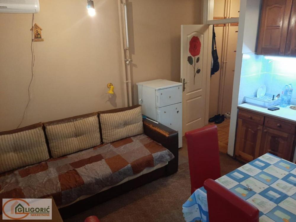Stan na prodaju u Beogradu, Voždovac, jednosoban, 21m2, cena 89900 evra