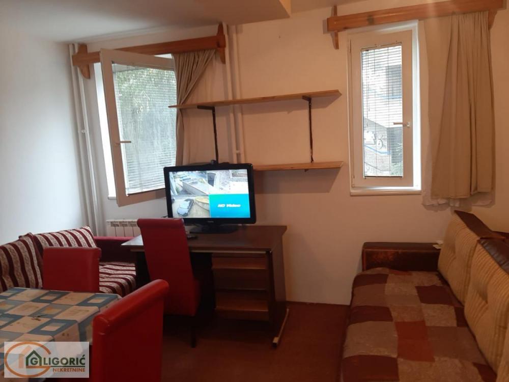 Stan na prodaju u Beogradu, Voždovac, jednosoban, 21m2, cena 89900 evra
