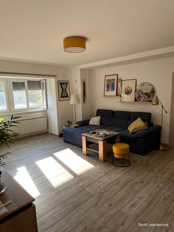 Stan na prodaju u Beogradu, Novi Beograd blok 8 (Paviljoni), dvosoban, 63m2, cena 229000 evra