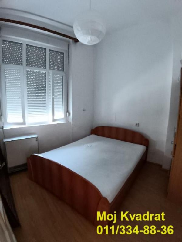 Stan na prodaju u Beogradu, Hadžipopovac, cetvorosoban, 75m2, cena 240000 evra