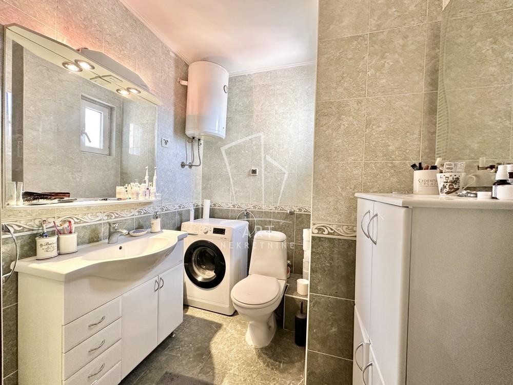 Stan na prodaju u Beogradu, Knez Mihailova, dvosoban, 48m2, cena 285000 evra