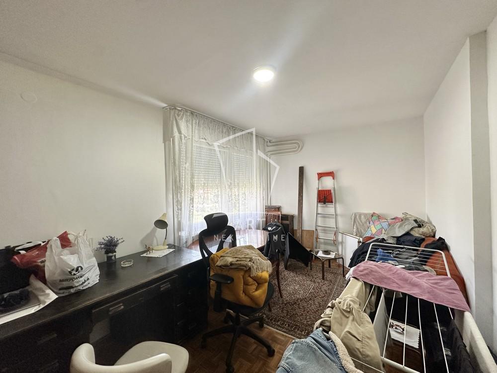 Stan na prodaju u Beogradu, Čukarica, trosoban, 83m2, cena 187000 evra