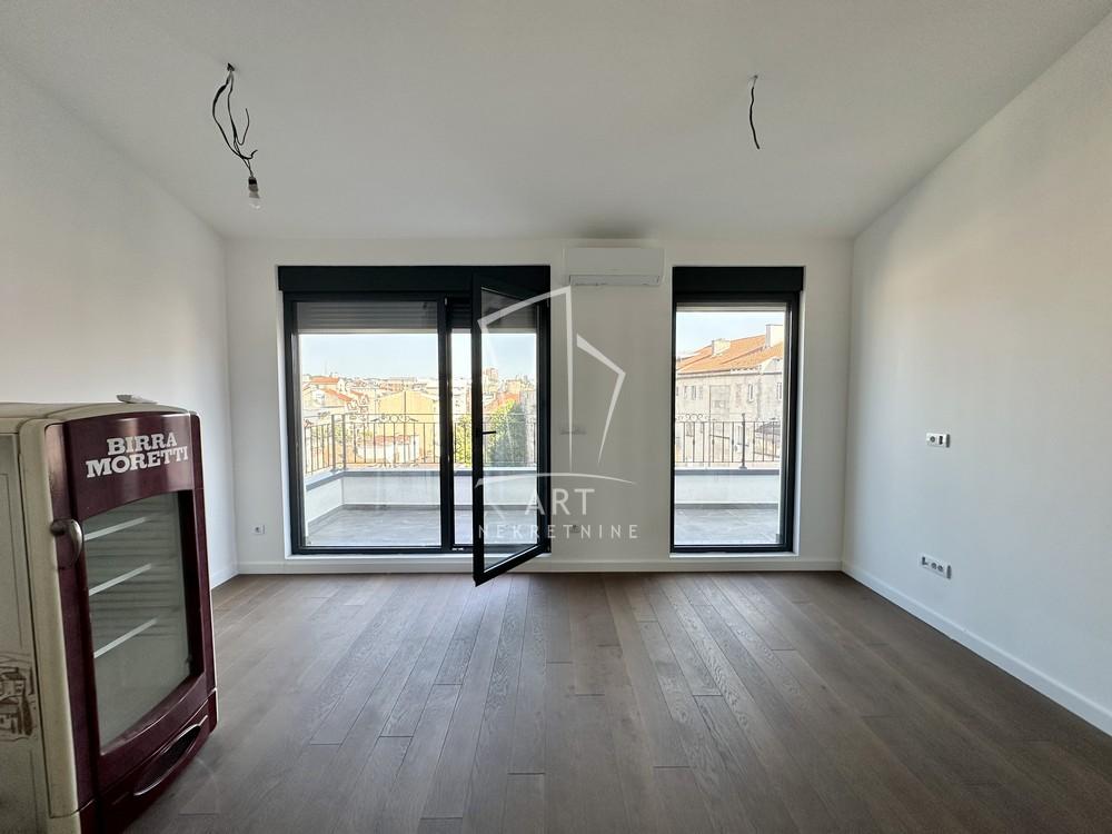 Stan na prodaju u Beogradu, Zvezdara, cetvorosoban, 92m2, cena 475000 evra