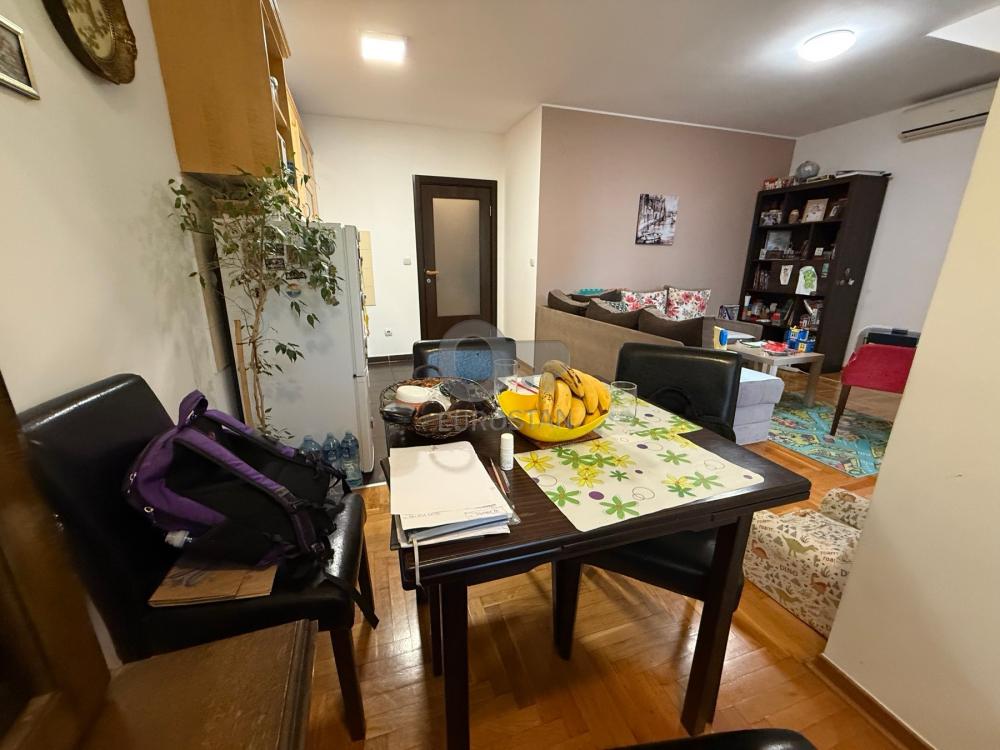 Stan na prodaju u Beogradu, Miljakovac, dvosoban, 50m2, cena 145000 evra