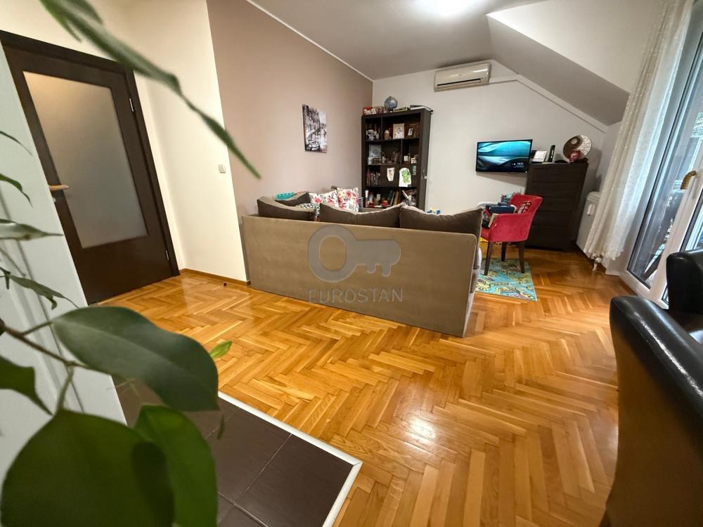 Stan na prodaju u Beogradu, Miljakovac, dvosoban, 50m2, cena 145000 evra
