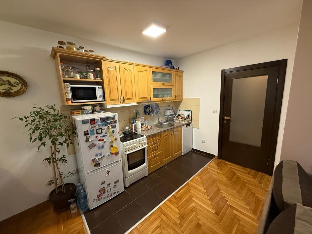 Stan na prodaju u Beogradu, Miljakovac, dvosoban, 50m2, cena 145000 evra