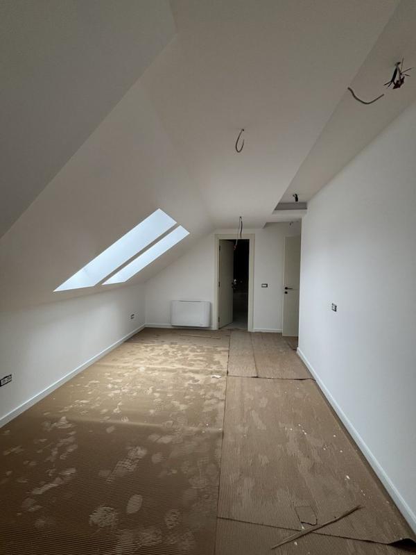 Stan na prodaju u Beogradu, Voždovac, 142m2, cena 610500 evra