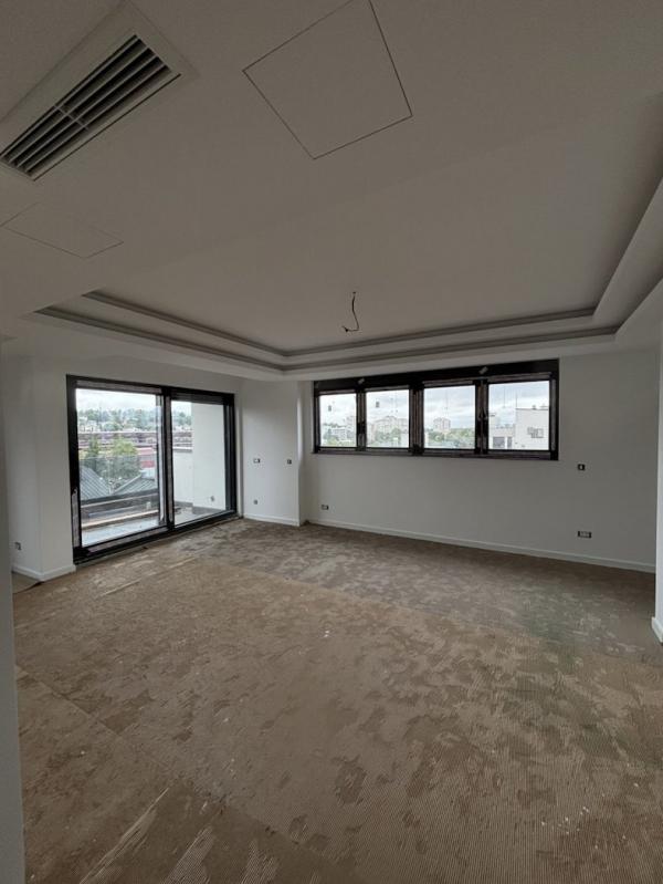 Stan na prodaju u Beogradu, Voždovac, 142m2, cena 610500 evra