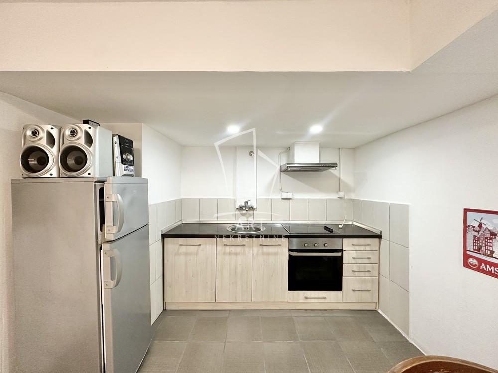 Stan na prodaju u Beogradu, Savski venac, dvosoban, 43m2, cena 135000 evra