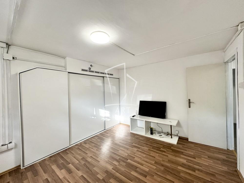 Stan na prodaju u Beogradu, Savski venac, dvosoban, 43m2, cena 135000 evra