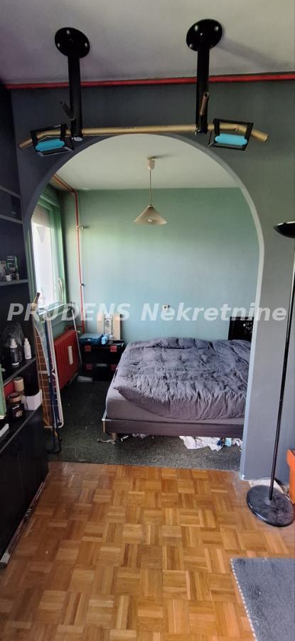 Stan na prodaju u Beogradu, Miljakovac, jednoiposoban, 36m2, cena 79900 evra