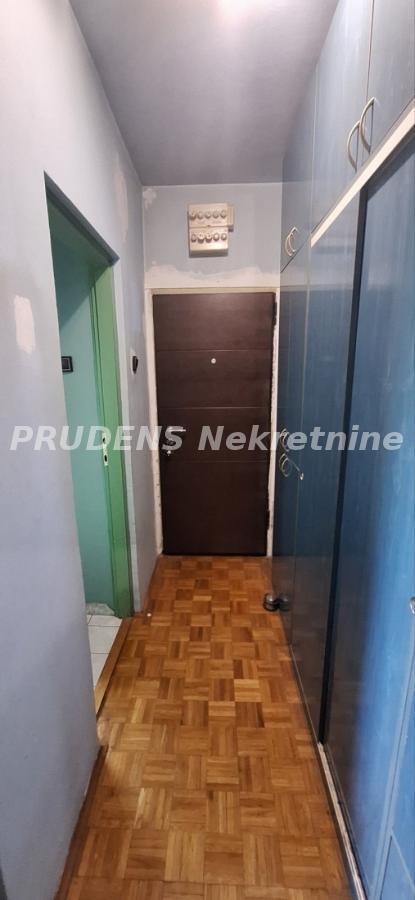 Stan na prodaju u Beogradu, Miljakovac, jednoiposoban, 36m2, cena 79900 evra