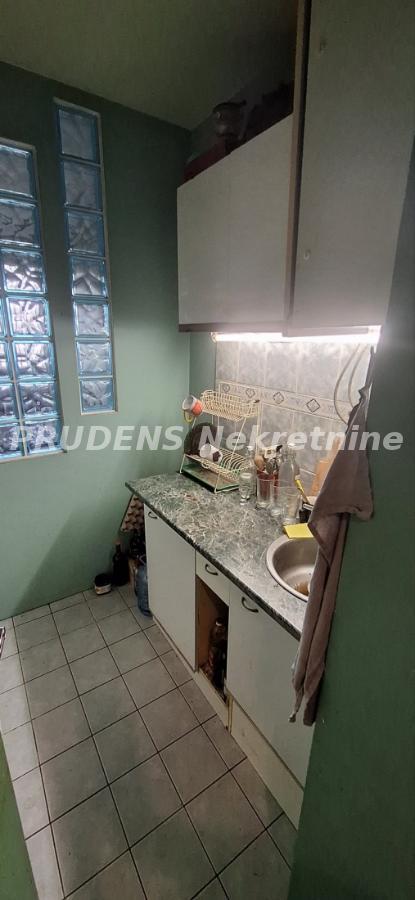 Stan na prodaju u Beogradu, Miljakovac, jednoiposoban, 36m2, cena 79900 evra