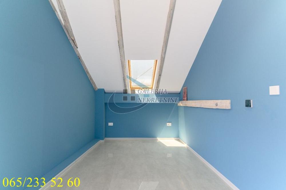 Stan na prodaju u Beogradu, jednoiposoban, 44m2, cena 220000 evra