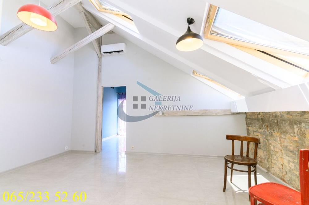 Stan na prodaju u Beogradu, jednoiposoban, 44m2, cena 220000 evra