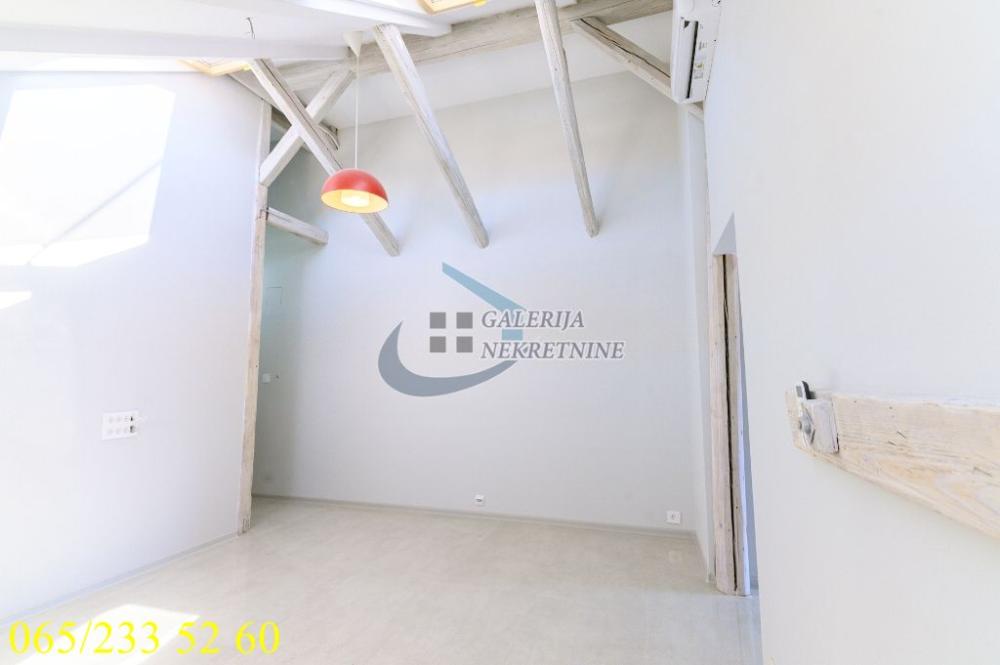 Stan na prodaju u Beogradu, jednoiposoban, 44m2, cena 220000 evra