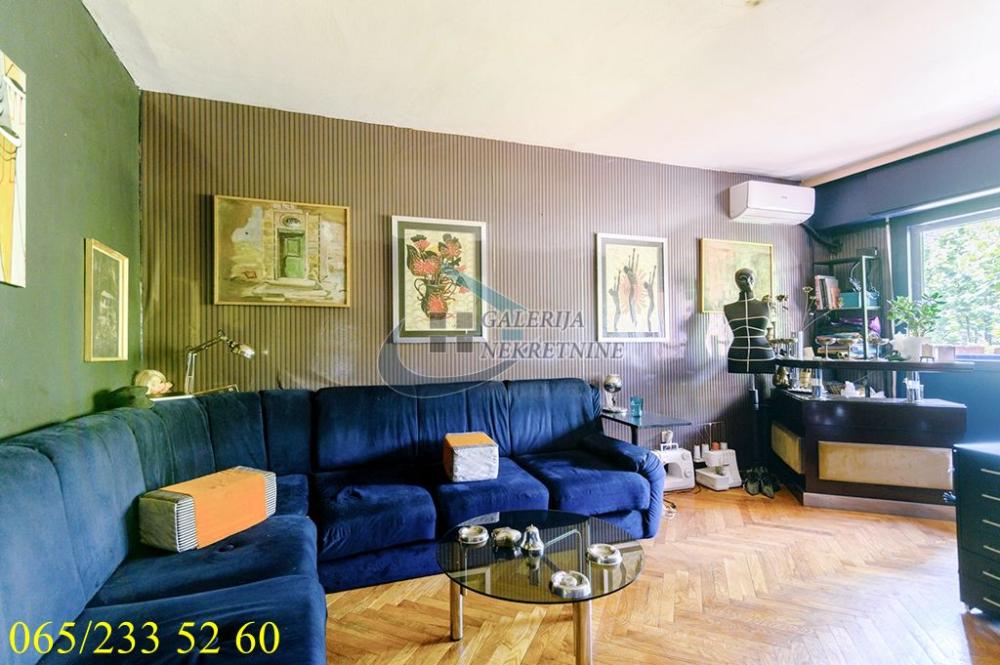 Stan na prodaju u Beogradu, Beograd (Poštanska štedionica), dvosoban, 50m2, cena 350000 evra