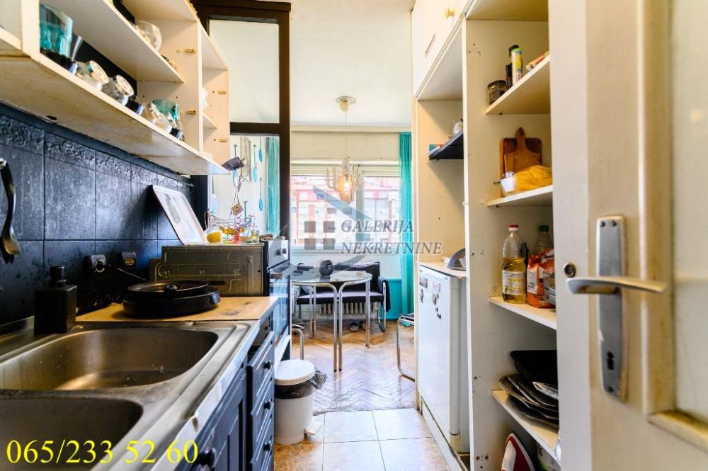Stan na prodaju u Beogradu, Beograd (Poštanska štedionica), dvosoban, 50m2, cena 350000 evra