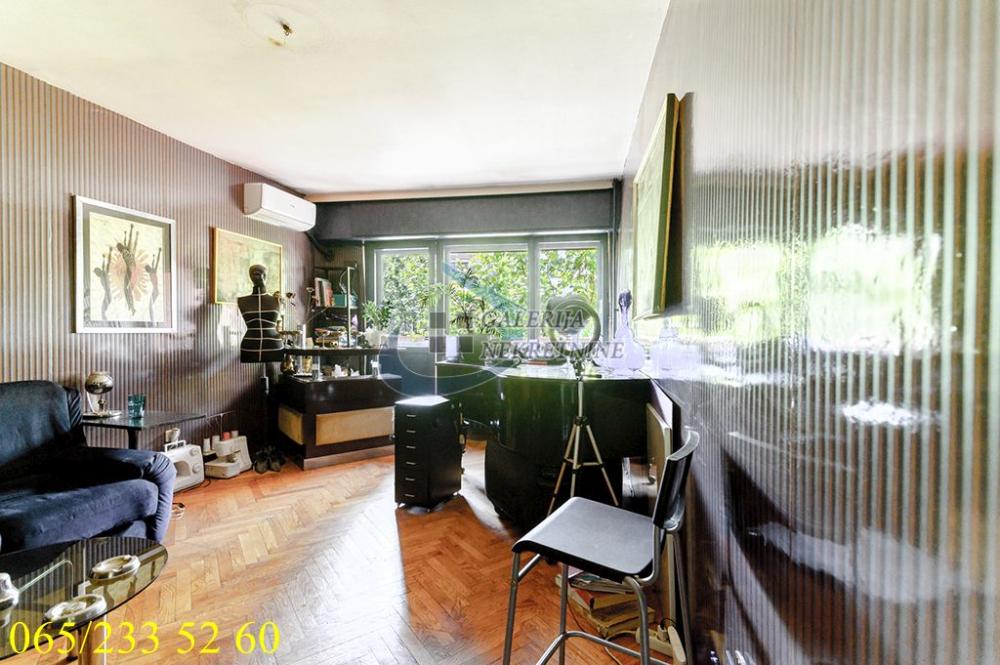 Stan na prodaju u Beogradu, Beograd (Poštanska štedionica), dvosoban, 50m2, cena 350000 evra