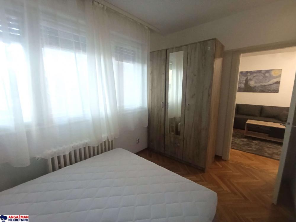 Stan na prodaju u Beogradu, Vračar, dvosoban, 43m2, cena 190000 evra