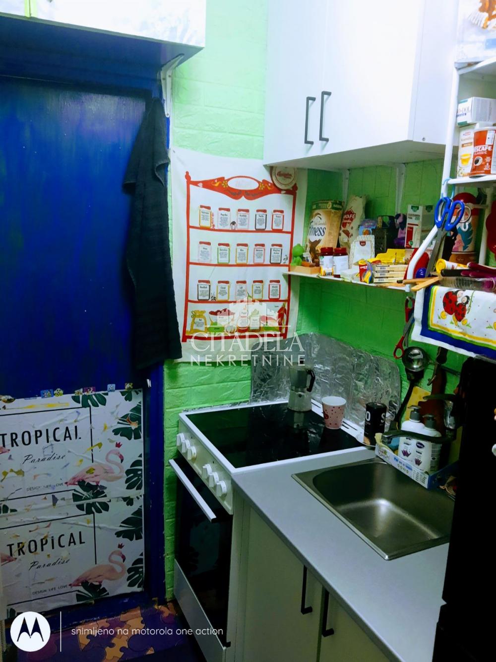 Stan na prodaju u Beogradu, Čukarica, jednosoban, 29m2, cena 83000 evra